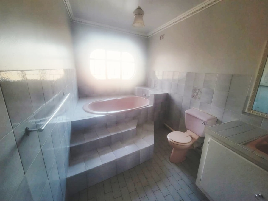 3 Bedroom Property for Sale in Uitsig Free State